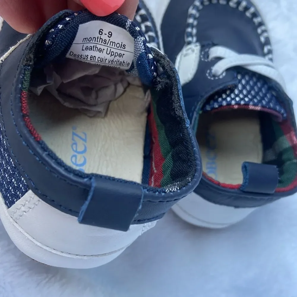 Robeez navy blue